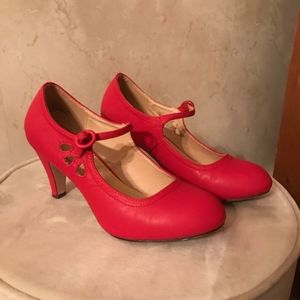 Chase Chloe heels  size 8